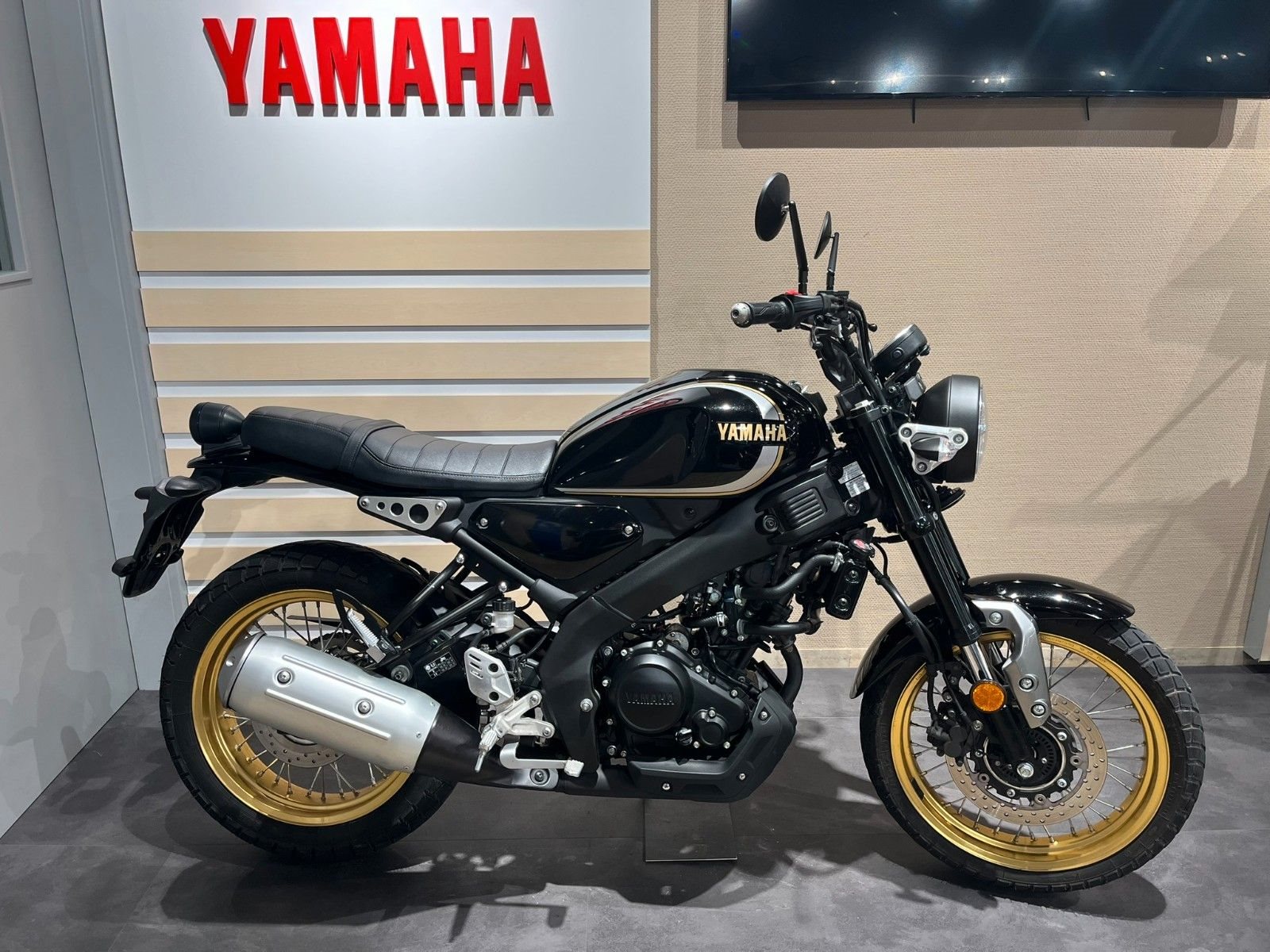 Yamaha XSR125 Legacy 