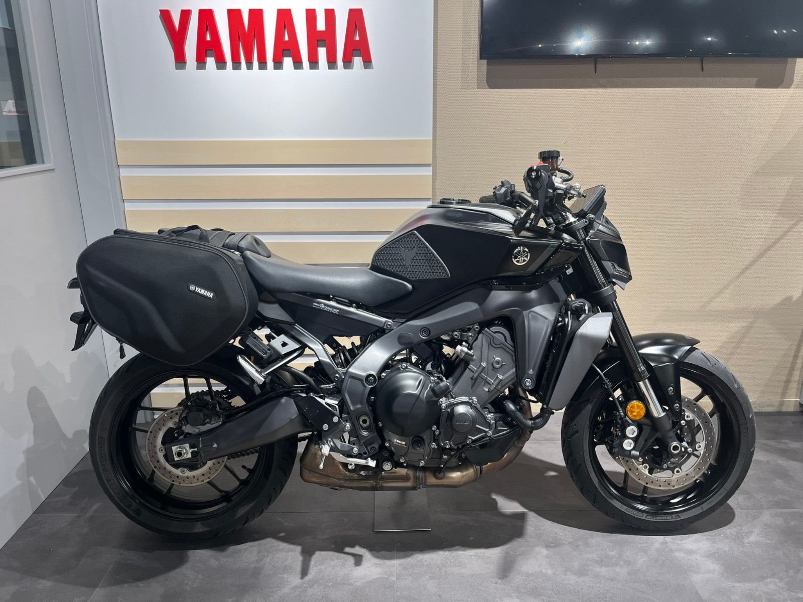 Yamaha MT-09 