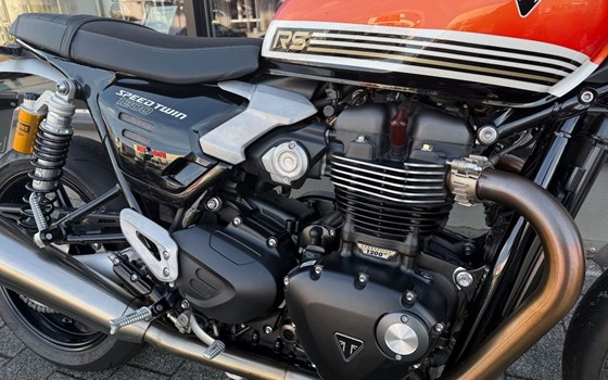 Gebrauchtmotorrad Triumph Speed Twin 1200 RS - Bild 3
