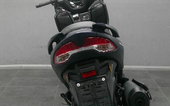 Gebrauchtmotorrad Suzuki Burgman 400 - Bild 8