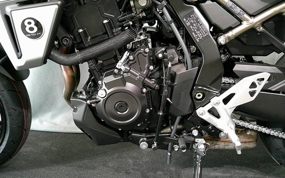 Gebrauchtmotorrad Suzuki GSX-8T - Bild 11