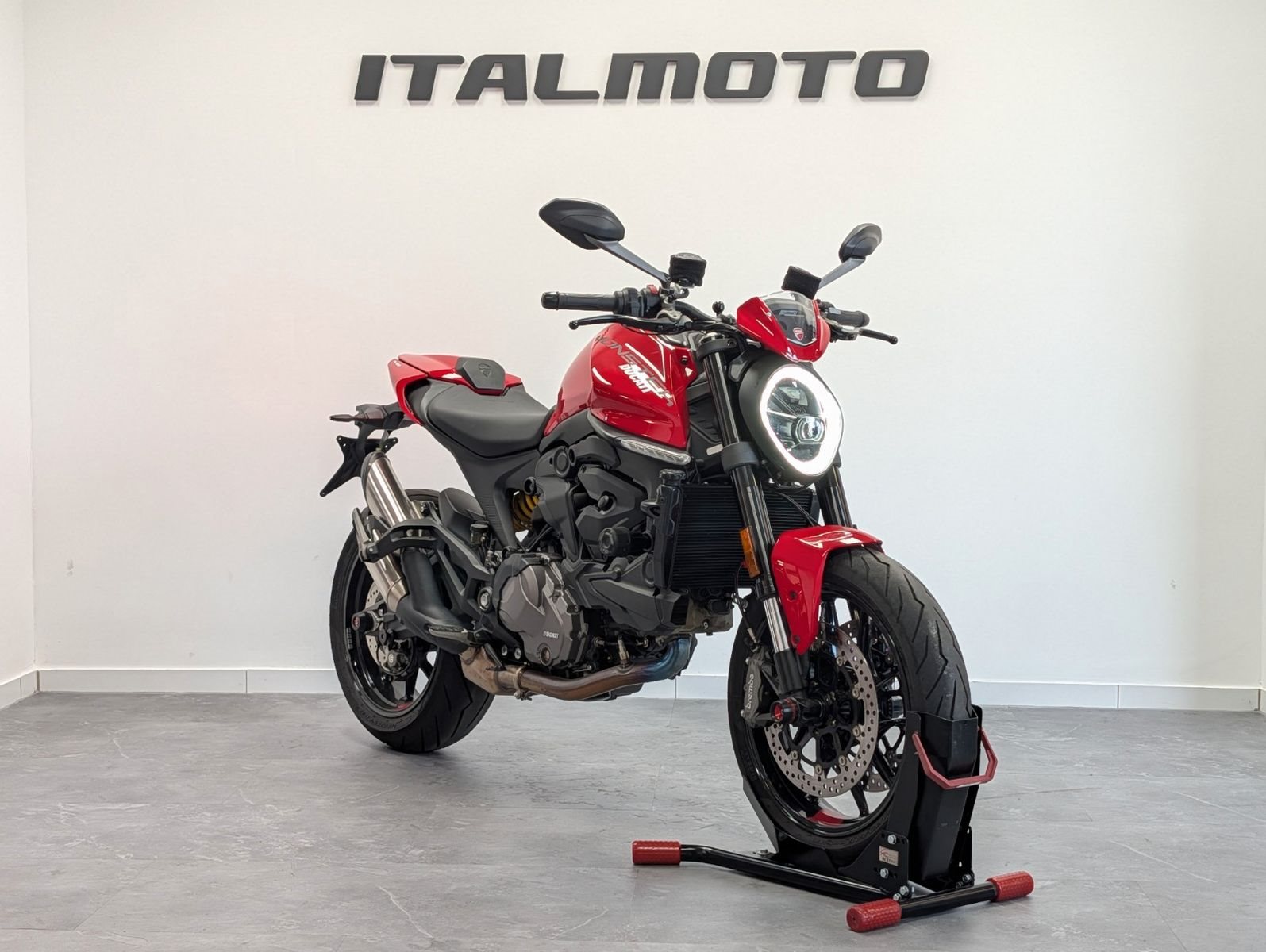Ducati Monster + WENIG KILOMETER