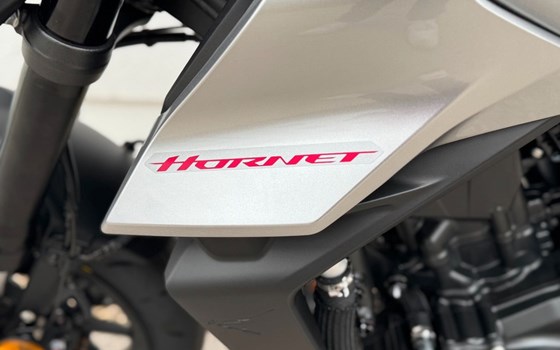 Gebrauchtmotorrad Honda CB750 Hornet - Bild 6