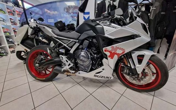 Gebrauchtmotorrad Suzuki GSX-8R - Bild 1