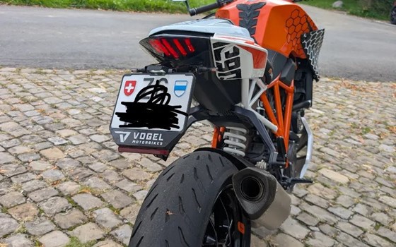 Motorrad Occasion KTM 1290 Super Duke R - Bild 3