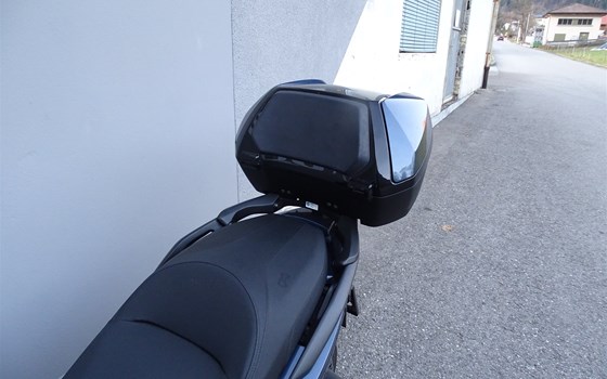 Gebrauchtmotorrad Honda Forza 300 - Bild 10