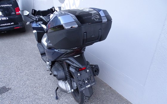 Gebrauchtmotorrad Honda Forza 300 - Bild 11