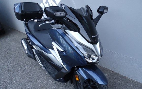 Gebrauchtmotorrad Honda Forza 300 - Bild 4