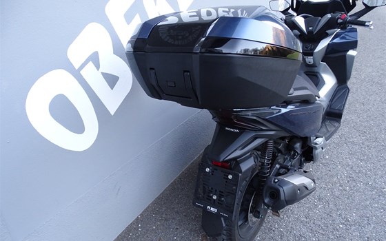Gebrauchtmotorrad Honda Forza 300 - Bild 5