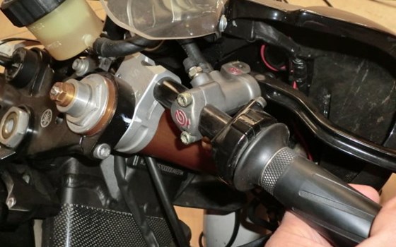 Gebrauchtmotorrad Yamaha YZF-R6R - Bild 3