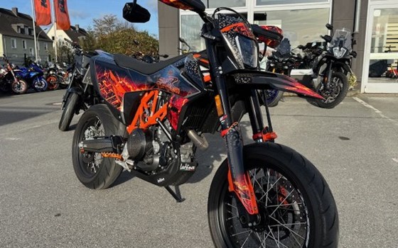 Gebrauchtmotorrad KTM 690 SMC R - Bild 4