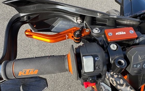Gebrauchtmotorrad KTM 690 SMC R - Bild 10