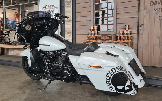 Gebrauchtmotorrad Harley-Davidson Dyna Street Bob Special - Bild 10