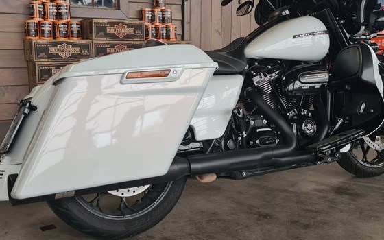 Gebrauchtmotorrad Harley-Davidson Dyna Street Bob Special - Bild 4