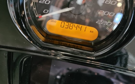 Gebrauchtmotorrad Harley-Davidson Dyna Street Bob Special - Bild 6