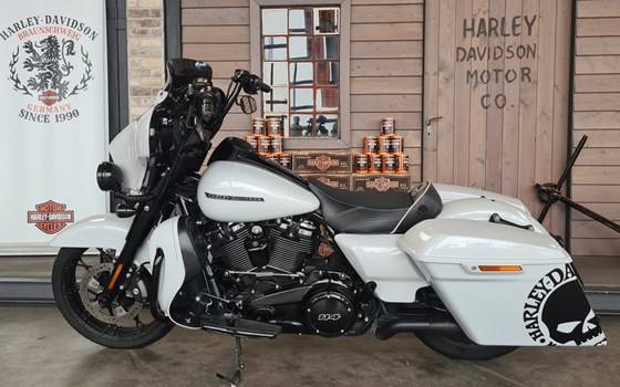 Gebrauchtmotorrad Harley-Davidson Dyna Street Bob Special - Bild 9