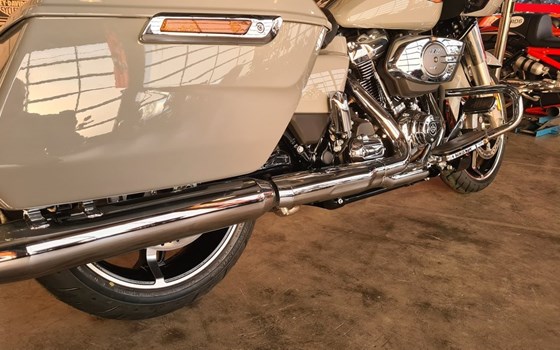 Neufahrzeug Harley-Davidson Road Glide FLTRX - Bild 4