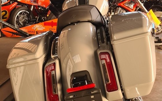 Neufahrzeug Harley-Davidson Road Glide FLTRX - Bild 6