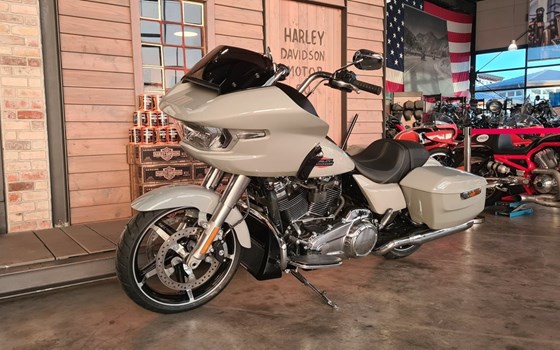 Neufahrzeug Harley-Davidson Road Glide FLTRX - Bild 8