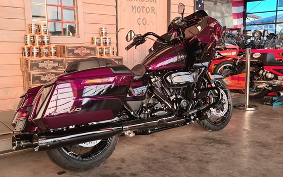 Neufahrzeug Harley-Davidson CVO Road Glide FLTRXSE - Bild 5