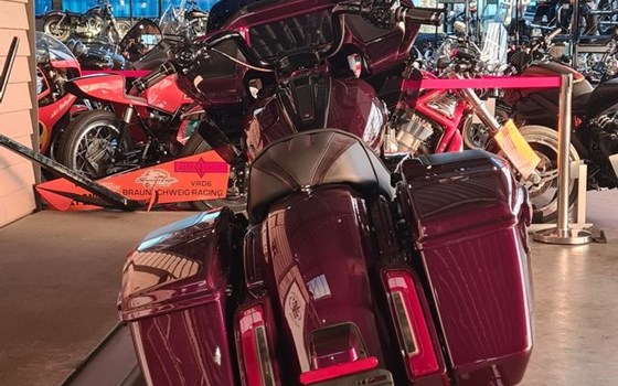 Neufahrzeug Harley-Davidson CVO Road Glide FLTRXSE - Bild 6