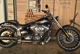 Harley-Davidson Softail Breakout FXSB