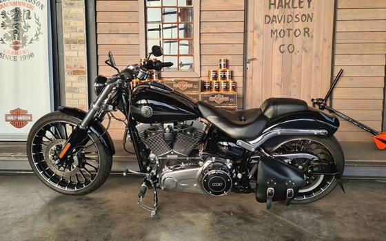 Gebrauchtmotorrad Harley-Davidson Softail Breakout FXSB - Bild 10