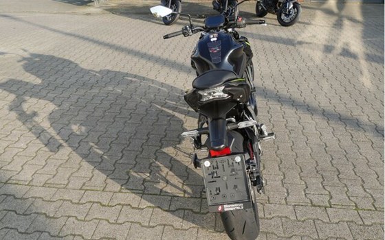 Gebrauchtmotorrad Kawasaki Z650 - Bild 8