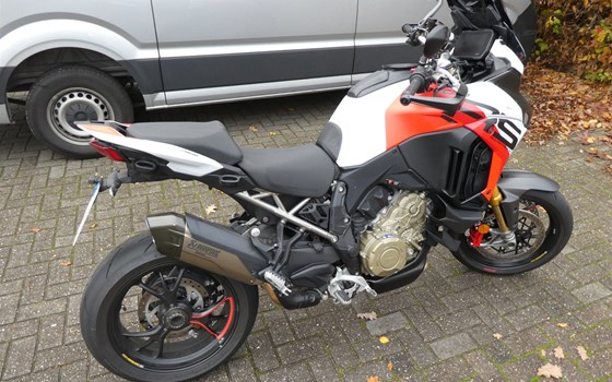 Gebrauchtmotorrad Ducati Multistrada V4 RS - Bild 2