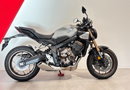 Neumotorrad Honda CB650R E-Clutch