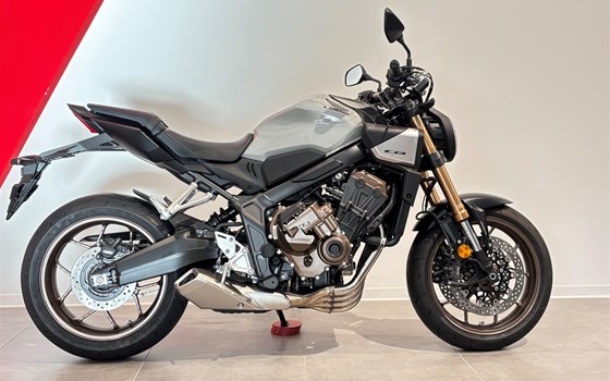 Neufahrzeug Honda CB650R E-Clutch - Bild 1