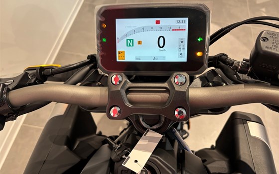 Neufahrzeug Honda CB650R E-Clutch - Bild 5