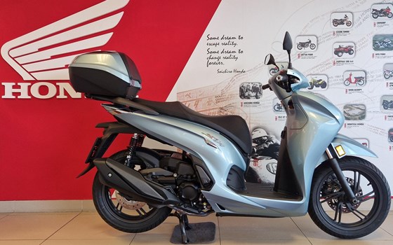 Gebrauchtmotorrad Honda SH350i - Bild 2