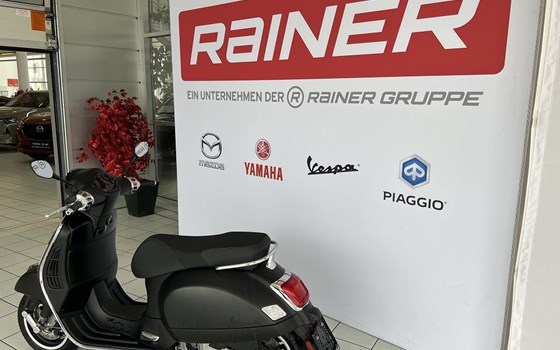 Gebrauchtmotorrad Vespa GTS 300 Super Sport - Bild 3