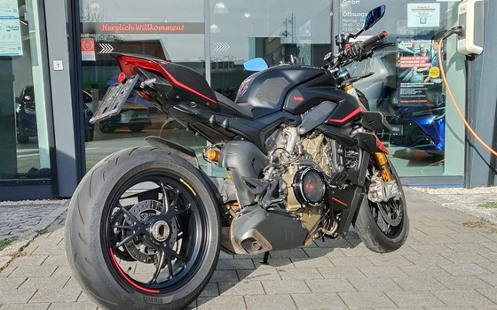 Gebrauchtmotorrad Ducati Streetfighter V4 S - Bild 4