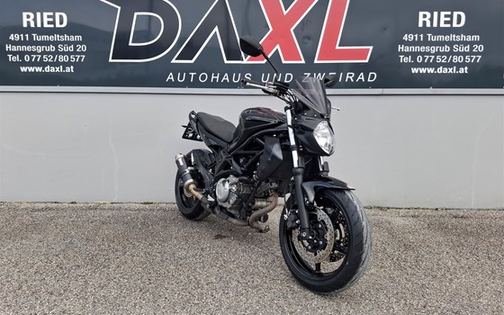 Gebrauchtmotorrad Suzuki SFV 650 Gladius - Bild 1