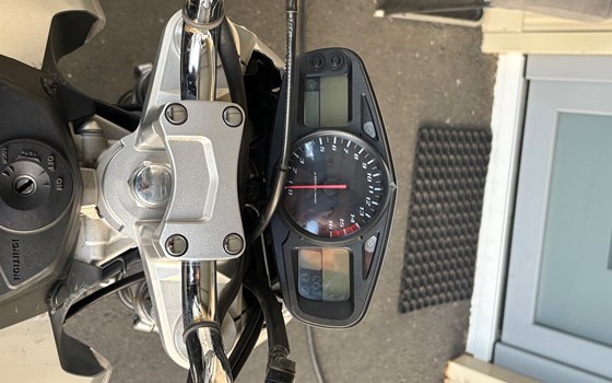 Gebrauchtmotorrad Suzuki GSR 600 - Bild 4