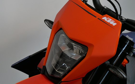 Neufahrzeug KTM 690 SMC R - Bild 13