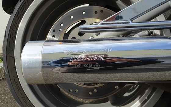 Motorrad Occasion Harley-Davidson Softtail Rocker FXCW - Bild 6