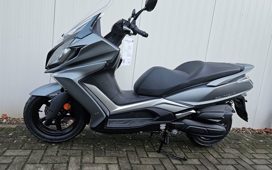 Gebrauchtmotorrad Kymco New Downtown 125i ABS - Bild 3