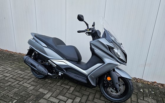 Gebrauchtmotorrad Kymco New Downtown 125i ABS - Bild 2