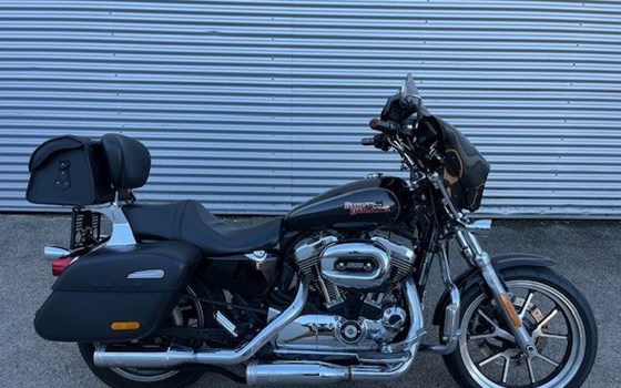 Gebrauchtmotorrad Harley-Davidson Sportster XL 1200T SuperLow - Bild 2