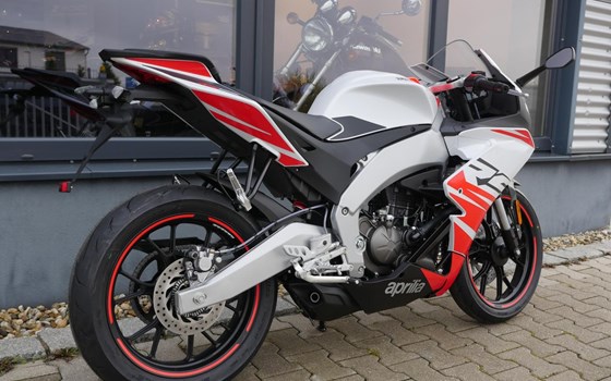 Neufahrzeug Aprilia RS 125 Replica - Bild 11