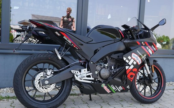 Neufahrzeug Aprilia RS 125 Replica - Bild 12
