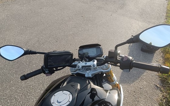 Gebrauchtmotorrad BMW G 310 R - Bild 3