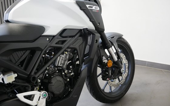 Neufahrzeug Honda CB125R - Bild 14