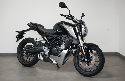 Gebrauchtmotorrad Honda CB125R
