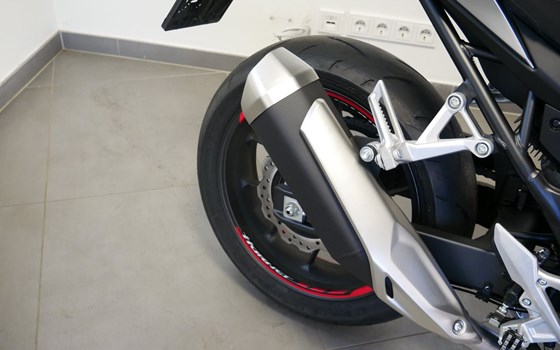 Gebrauchtmotorrad Honda CB750 Hornet - Bild 12