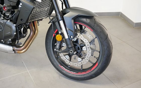 Gebrauchtmotorrad Honda CB750 Hornet - Bild 6