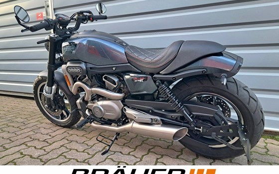 Gebrauchtmotorrad Hyosung GV 125 X ABS - Bild 13
